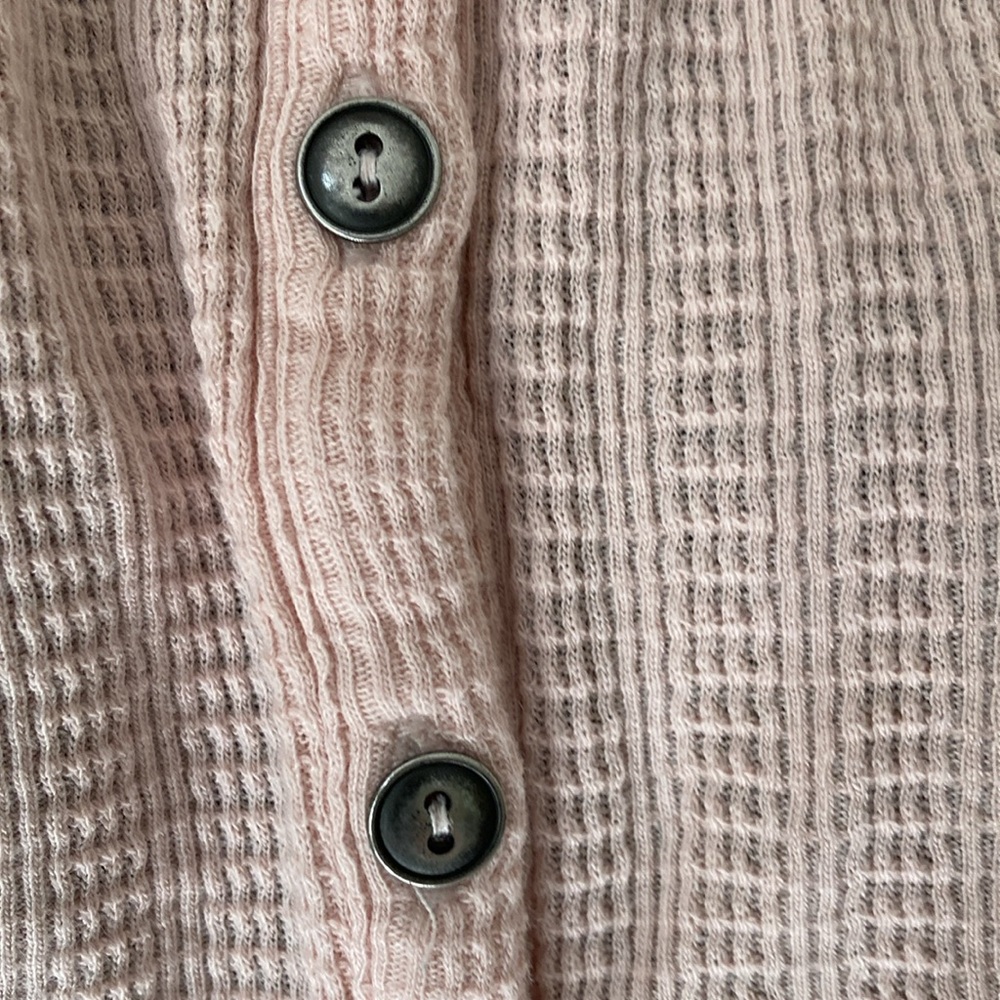 Adorable Button-Down Ruffle Top | Pink | XS - Picture 4 of 10